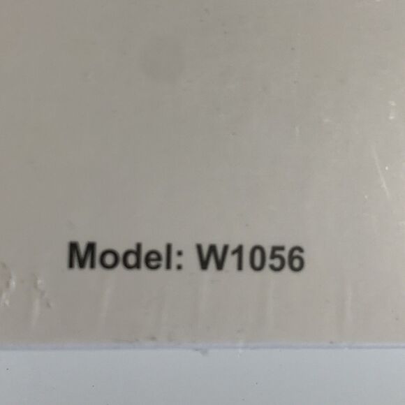 Charmast 10400mAh Power Bank- Model W1056- White - New & Sealed! - Picture 4 of 6